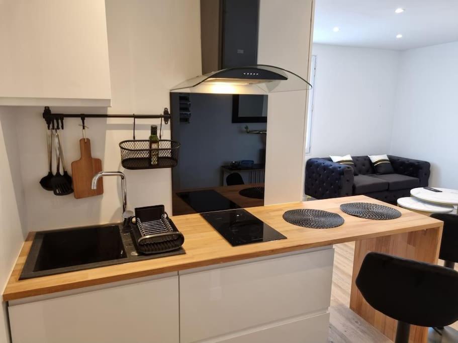 Apparemment Cosy & Chic Apartment Reze Bagian luar foto